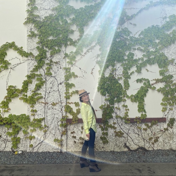 Highlighter Yellow Wilfred Aritzia Blouse - Picture 1 of 1